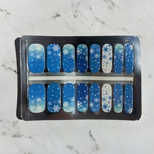5 for $20 Nail Wraps- Little Snowflakes